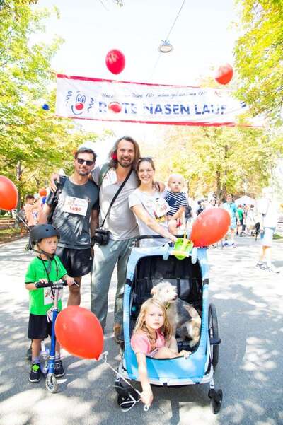 Christian Anderl, Thomas Kamenar und ihre Familien waren auch beim Lauf mit dabei